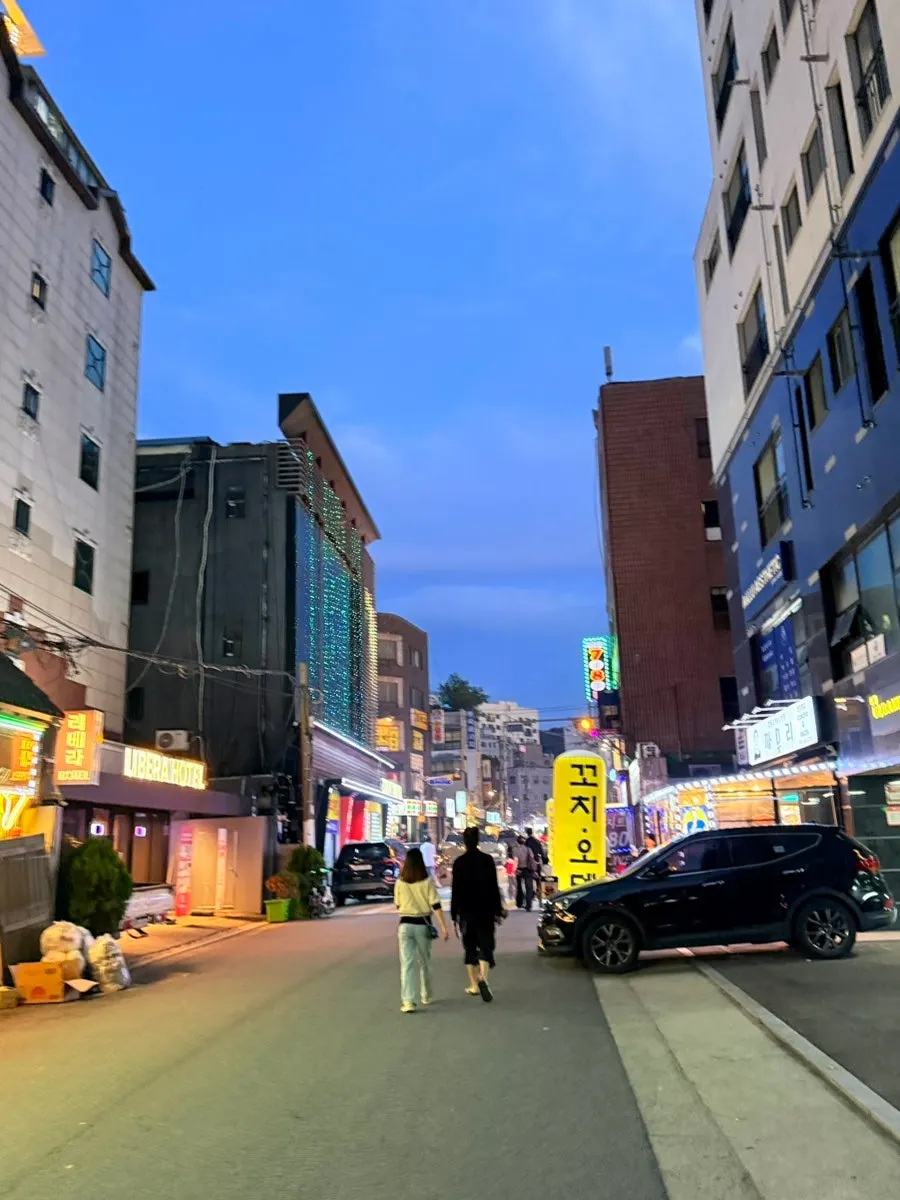 상봉동 먹자골목 까무리 외관