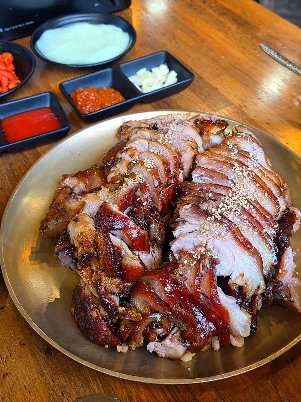 참숯구이족발 중 사이즈 한 접시