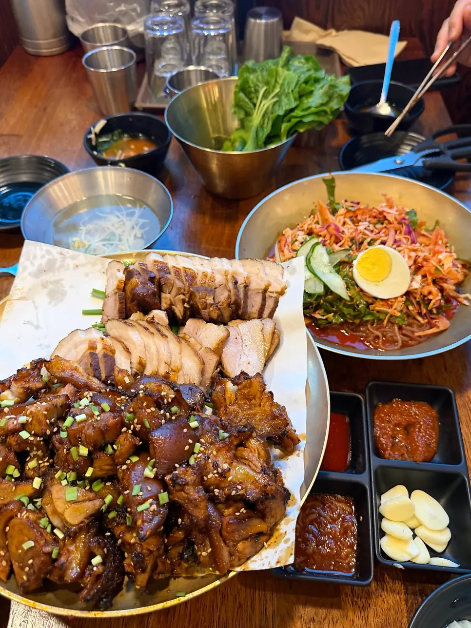 깐깐한족발 사이드 메뉴판