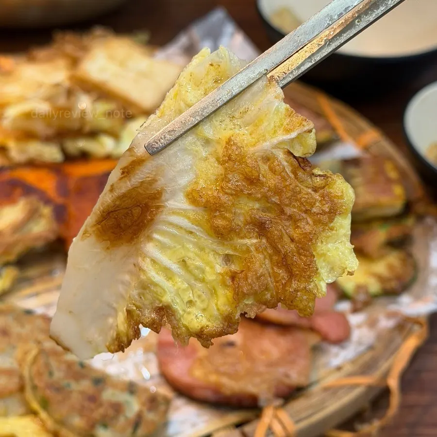 Five-color skewer jeon with mixed ingredients