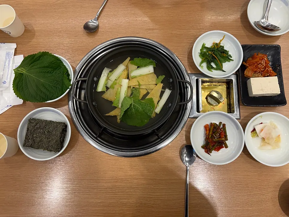Kkomak Manse family set menu board