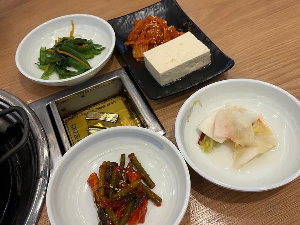 Tofu kimchi side dish