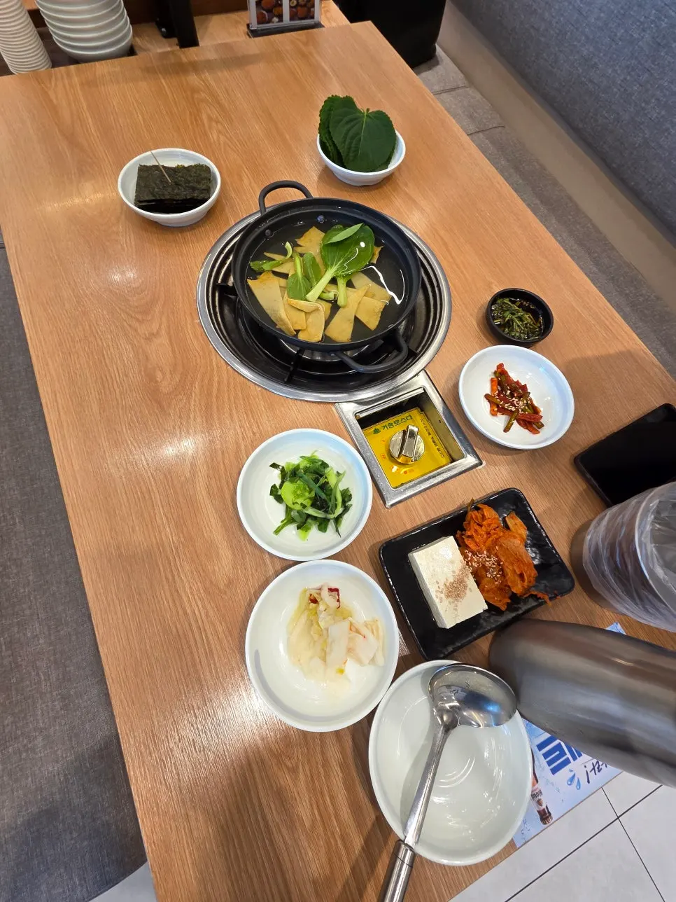꼬막만세 매장 내부 좌석