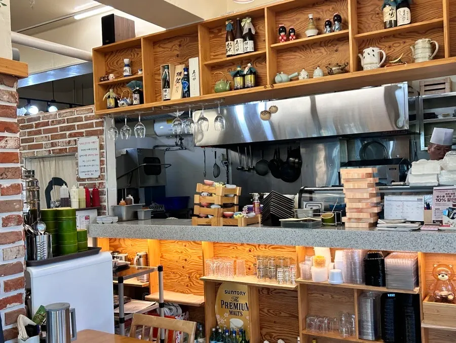 Open kitchen at Kkotdam Sushi