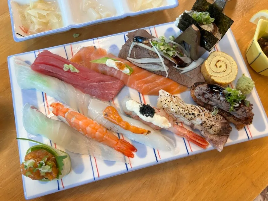 Assorted sushi 12pcs at Kkotdam Sushi