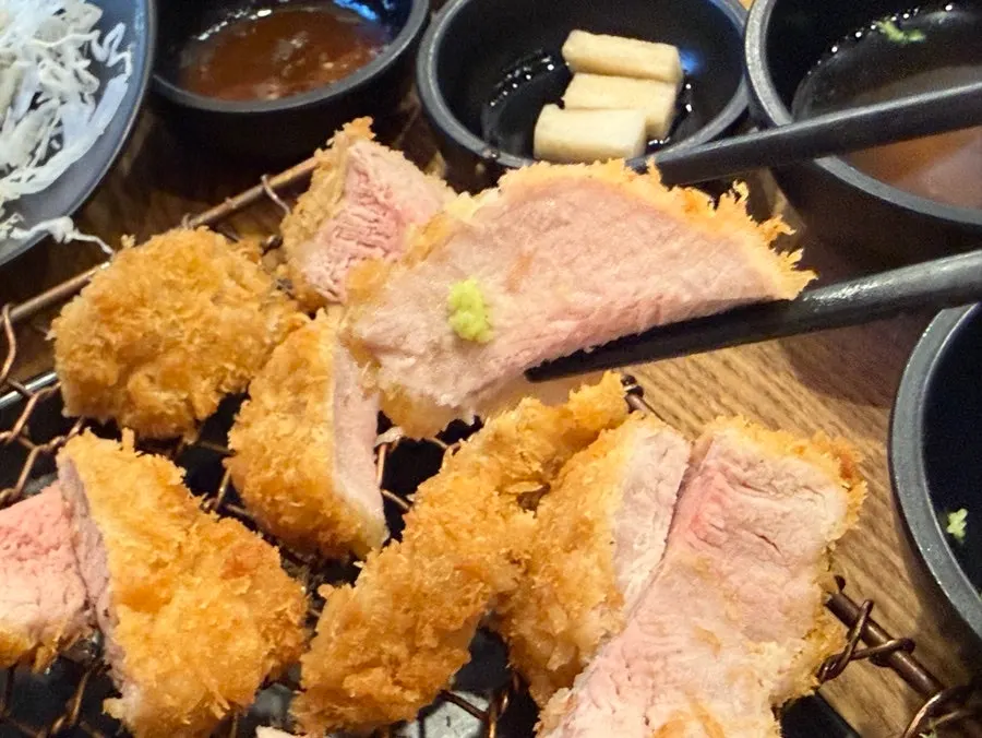 Table with kkot katsu and cheese katsu together