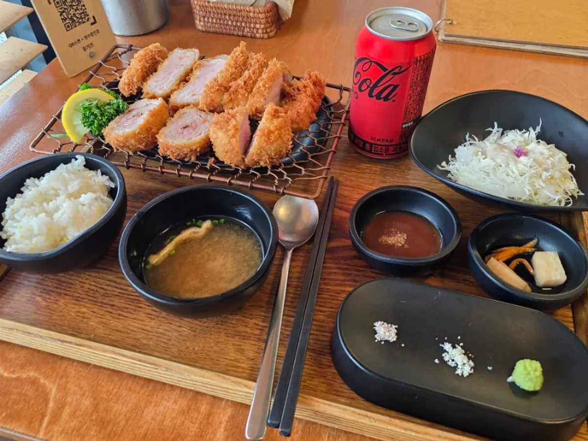 Lunch at Kkot Gatsu Dongtan Main Branch