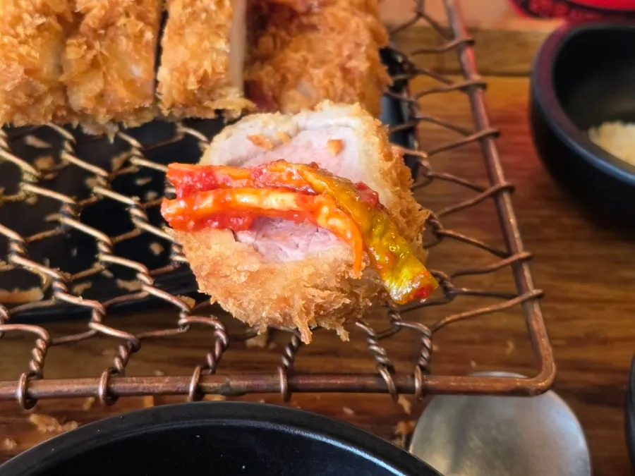 Pork cutlet eaten with pickles