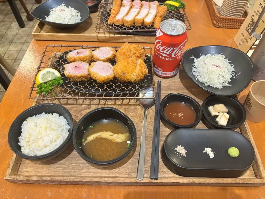 A one-person Kkot Gatsu set meal laid out on the table