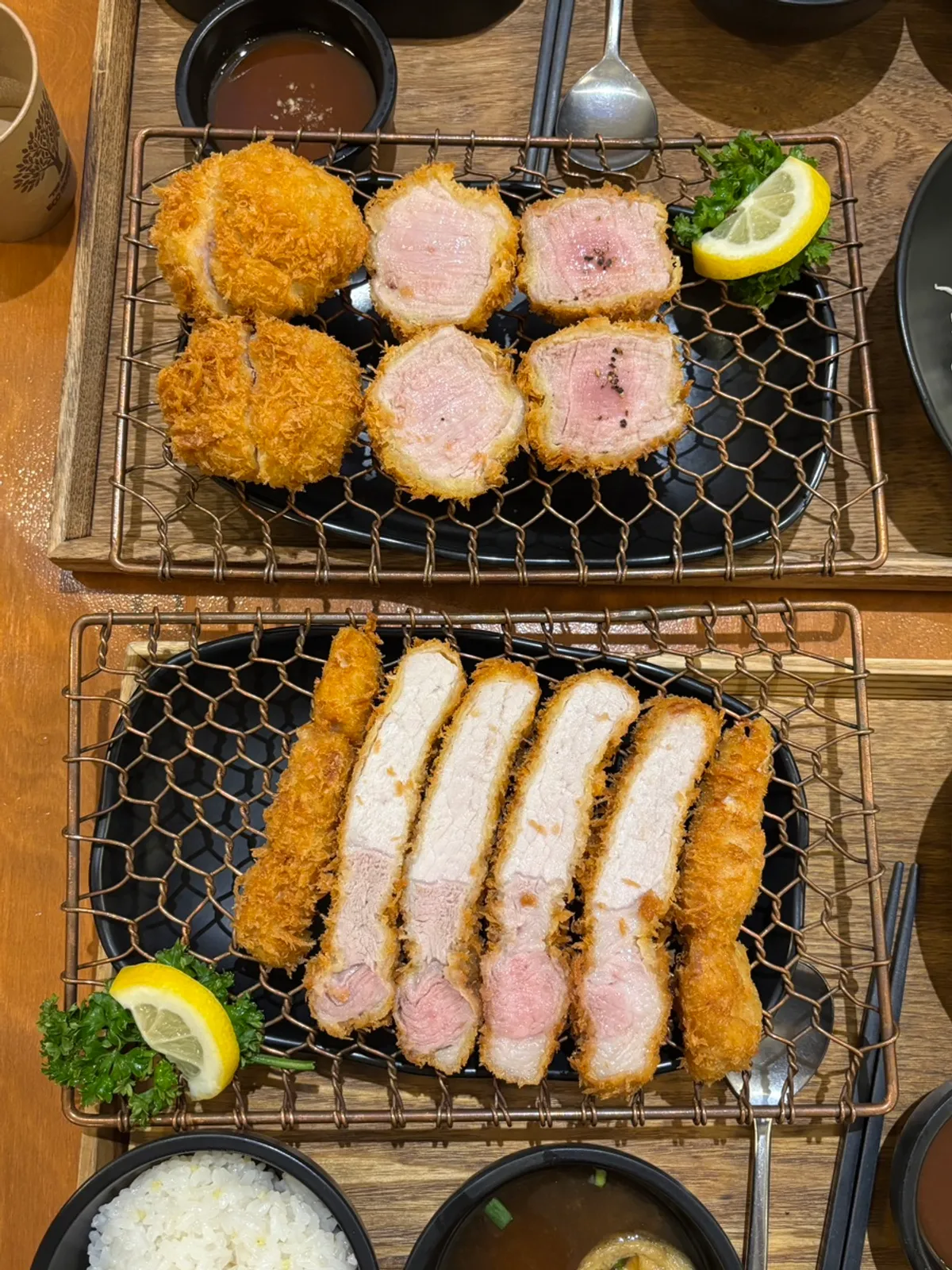 Weekday dinner comparison of Kkot Gatsu tenderloin cutlet and special loin cutlet at Kkot Gatsu Dongtan Main Branch