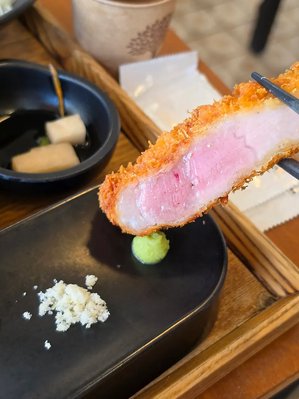 Top loin cutlet dipped in lemon salt
