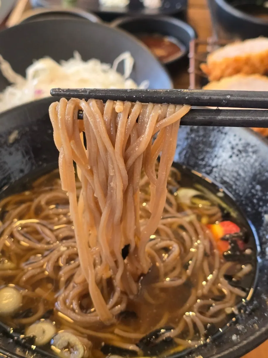 살얼음 육수의 냉모밀