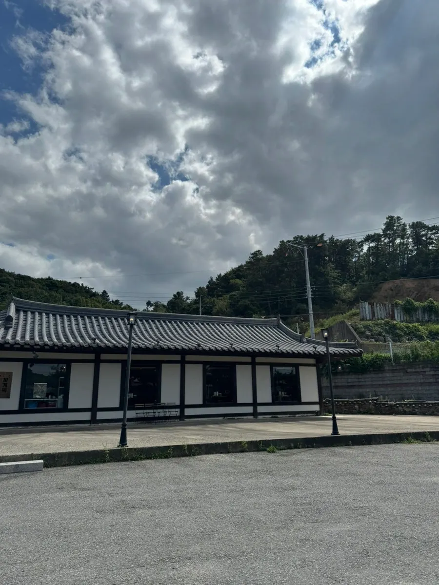 꽃게옥 천안유량동점 매장 입구 전경