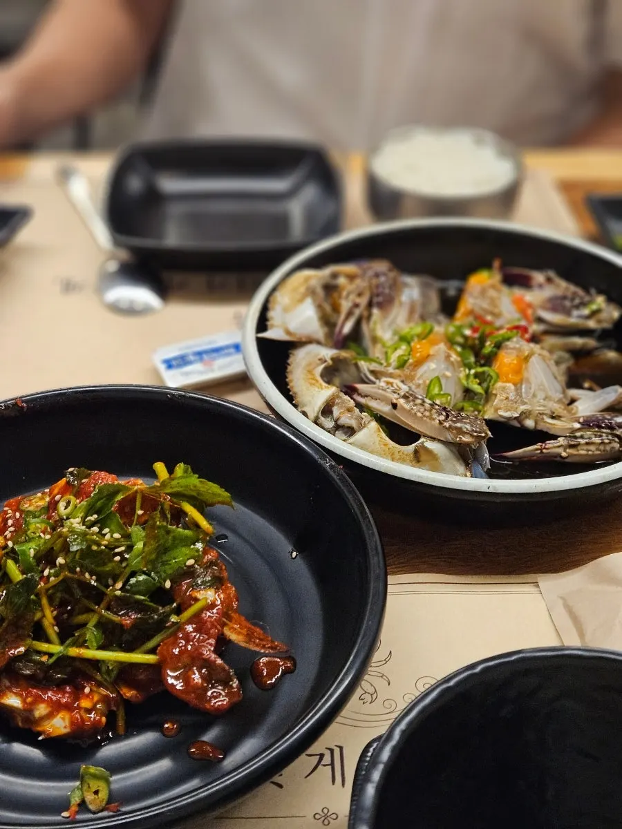 꽃게옥 간장게장 한 조각