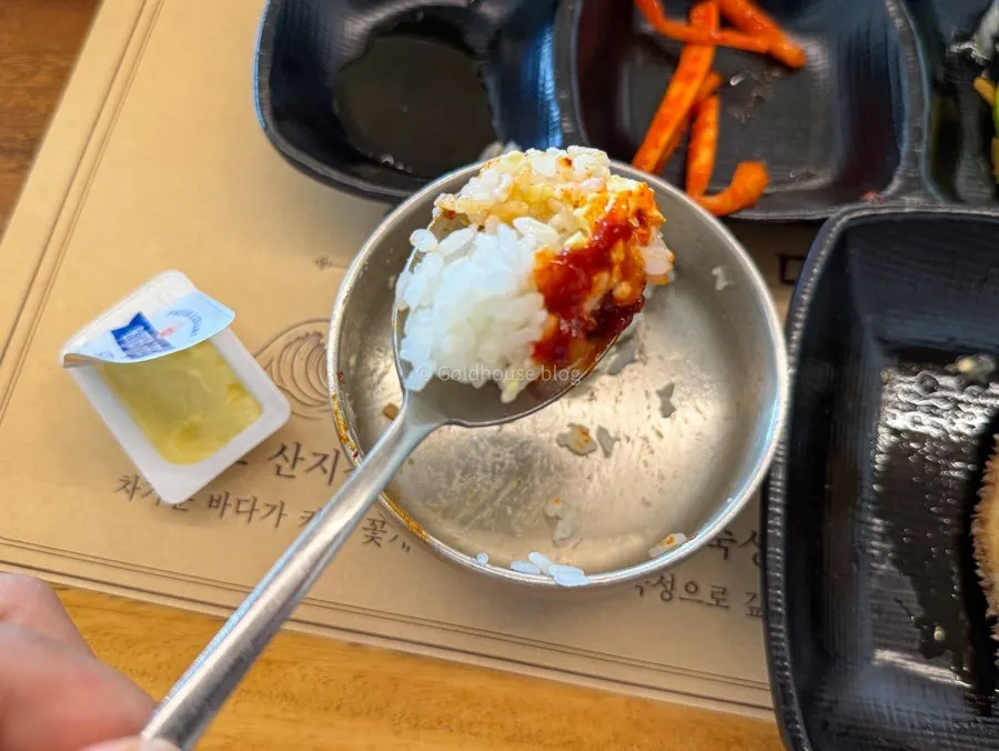 양념게장과 버터 비빔밥 조합