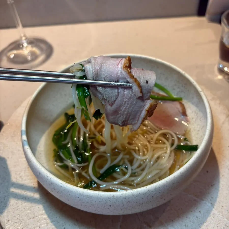 Neungi mushroom and duck soup