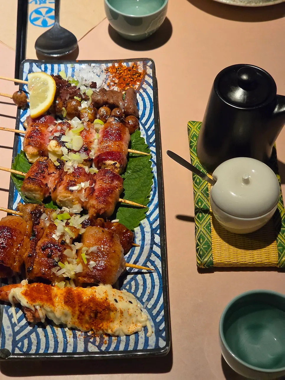 Plate with a 7-skewer yakitori platter