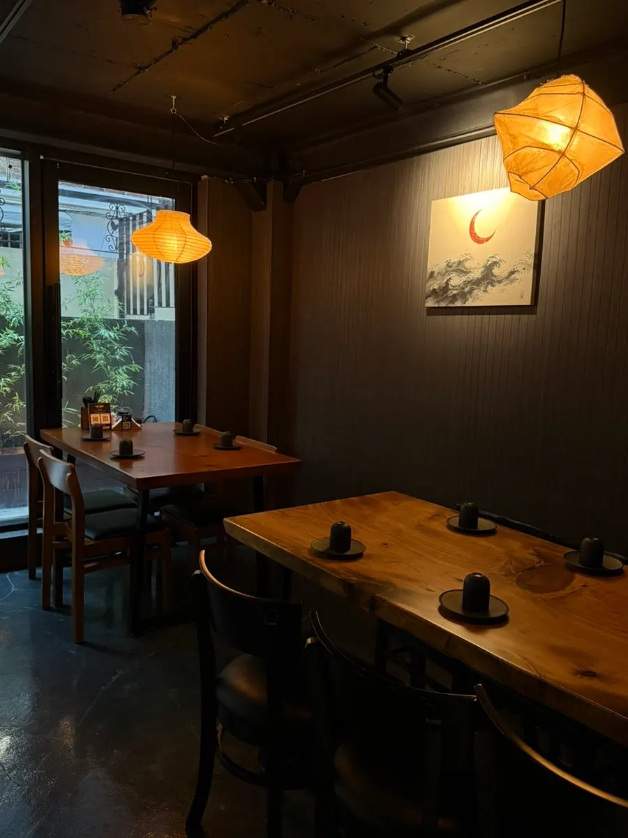 Booth seating near the entrance of Koma Yeonnam