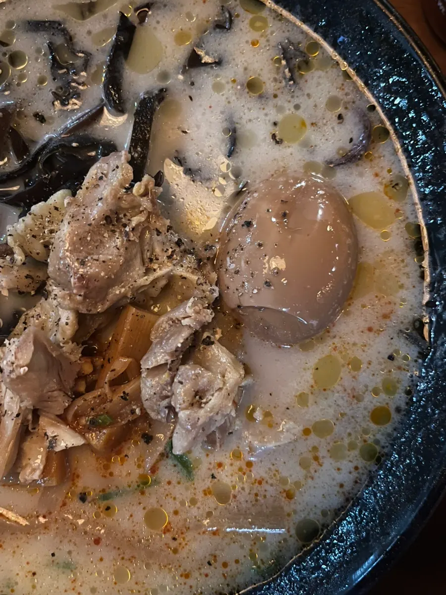 Tori paitan with added sriracha