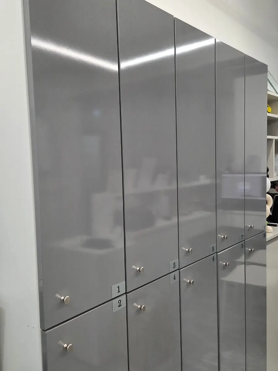 Individual lockers for storing belongings