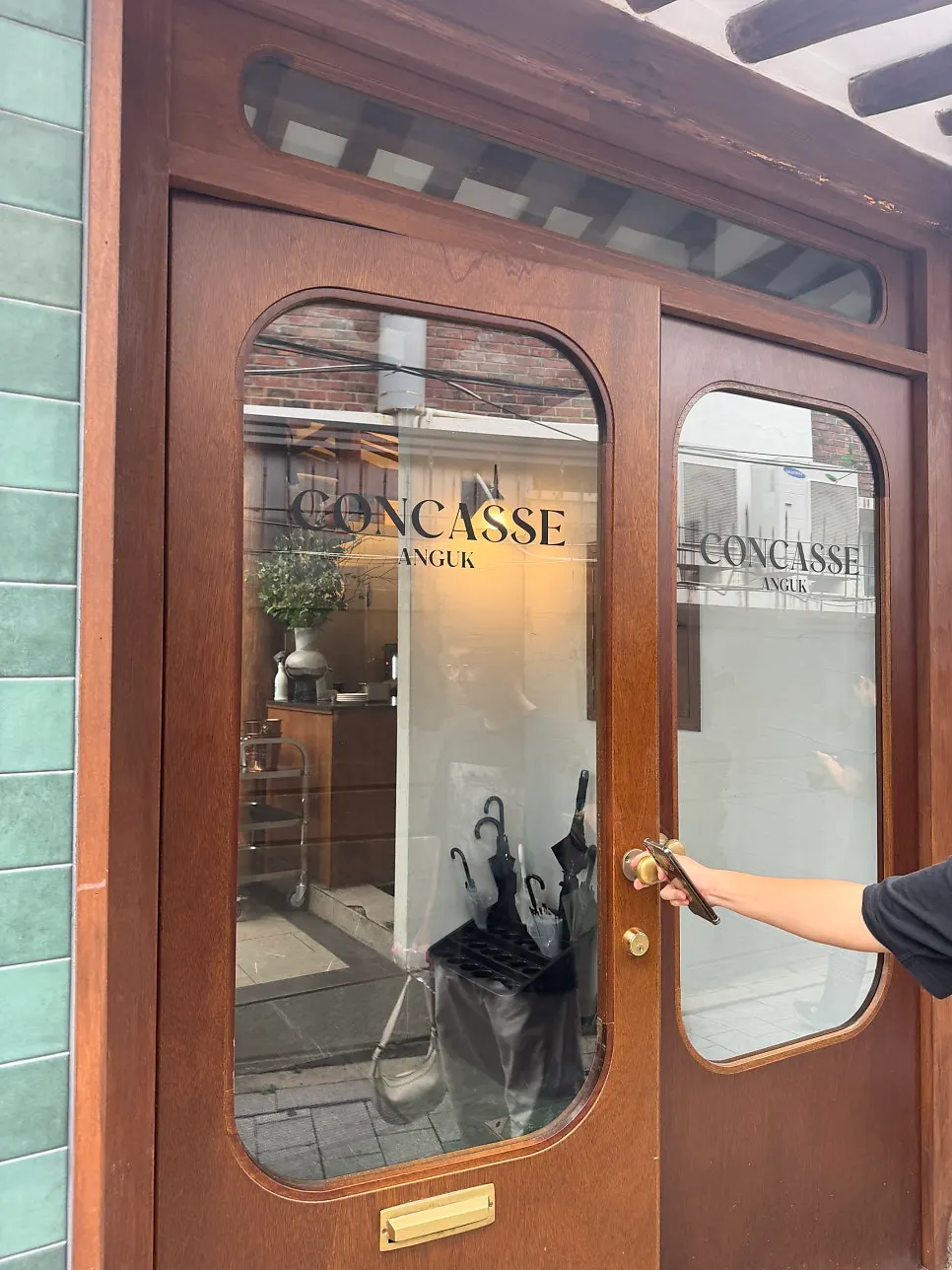 Exterior of Concasse Anguk