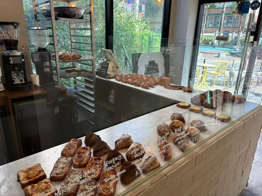 Bread display at Stack Bakery Konkuk University Station Main Branch