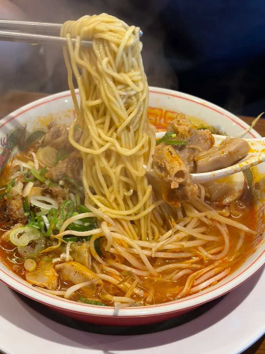 加鸡蛋的牛肠拉面