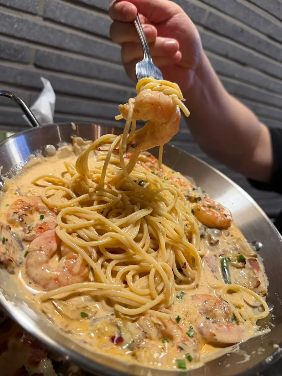 Truffle Toowoomba pasta with shrimp