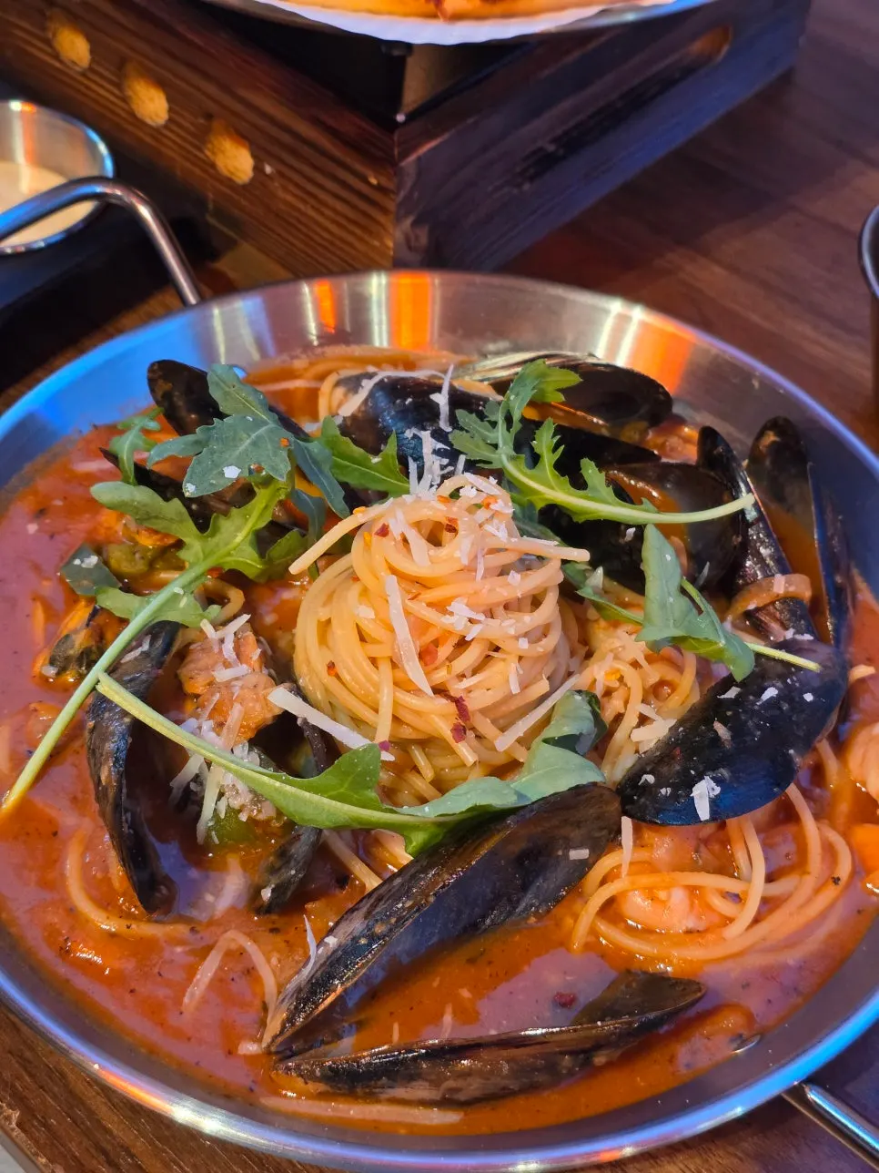 얼큰 토마토 파스탕 메뉴