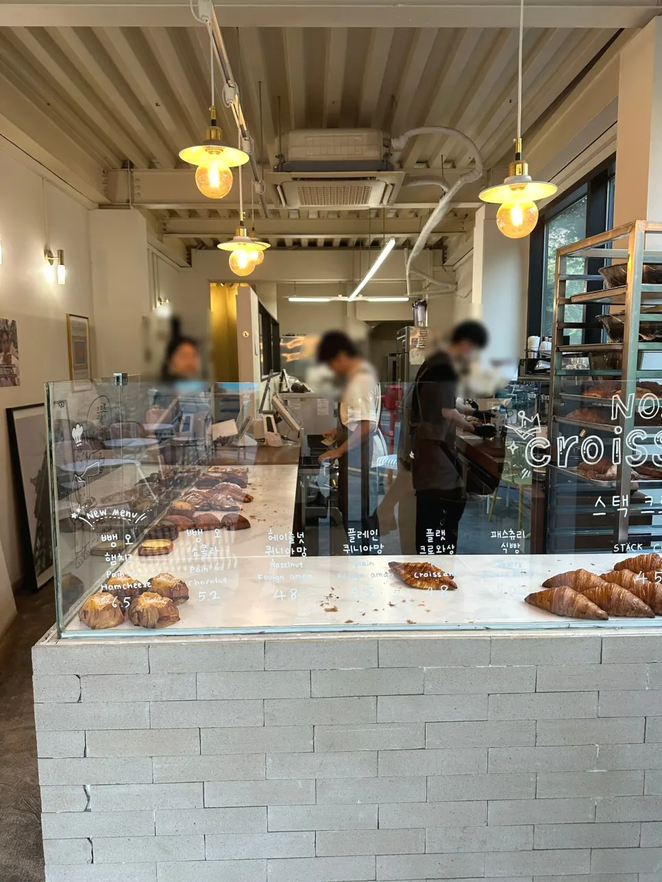 Alley in the Konkuk University area leading to Stack Bakery