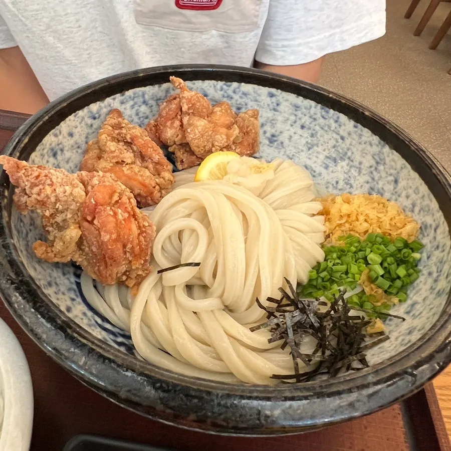 Imagen del set de tori-ten bukkake udon