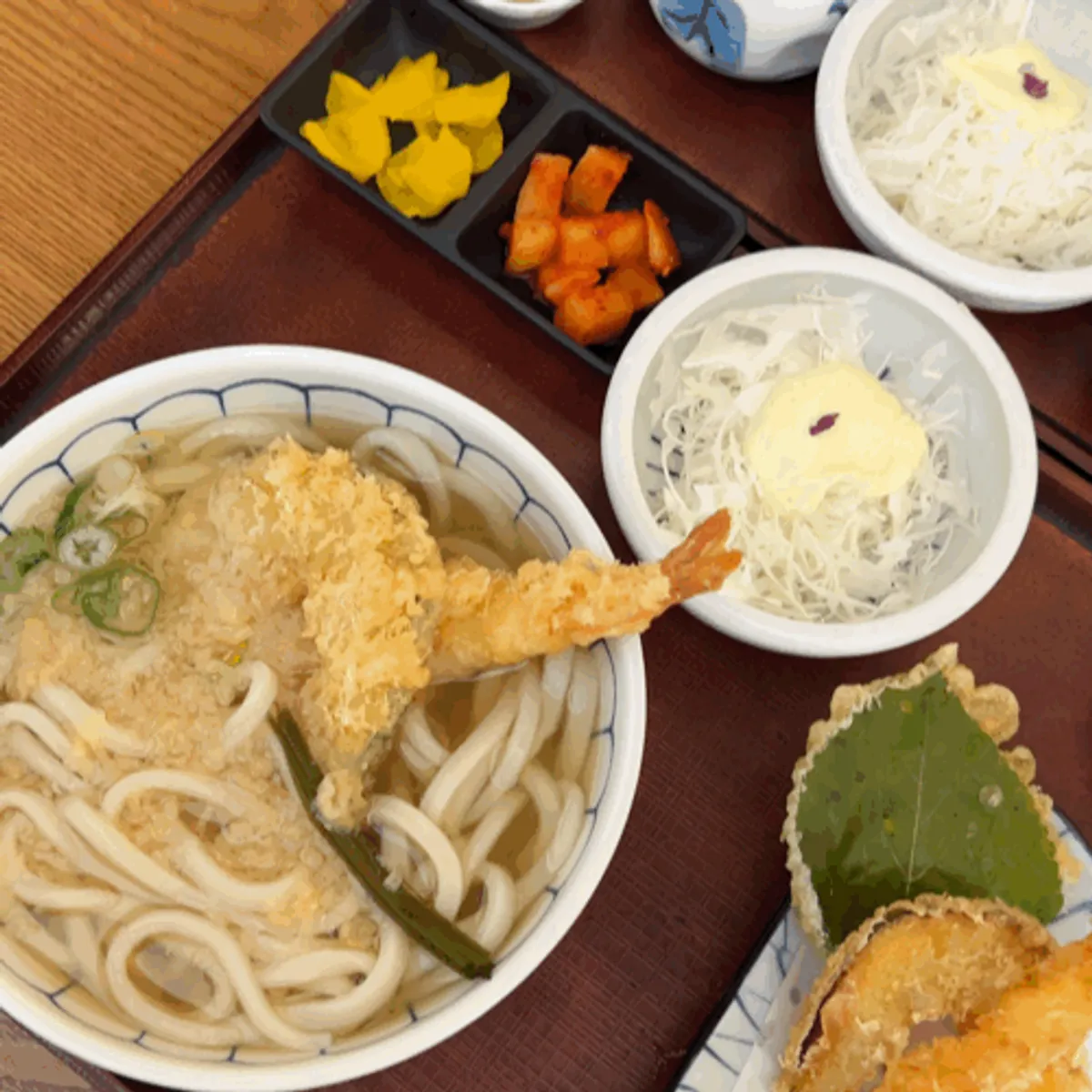 Imagen del restaurante especializado en udon de fideo casero y donkatsu