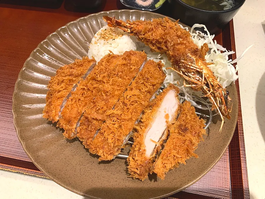 Large fried pork loin tonkatsu