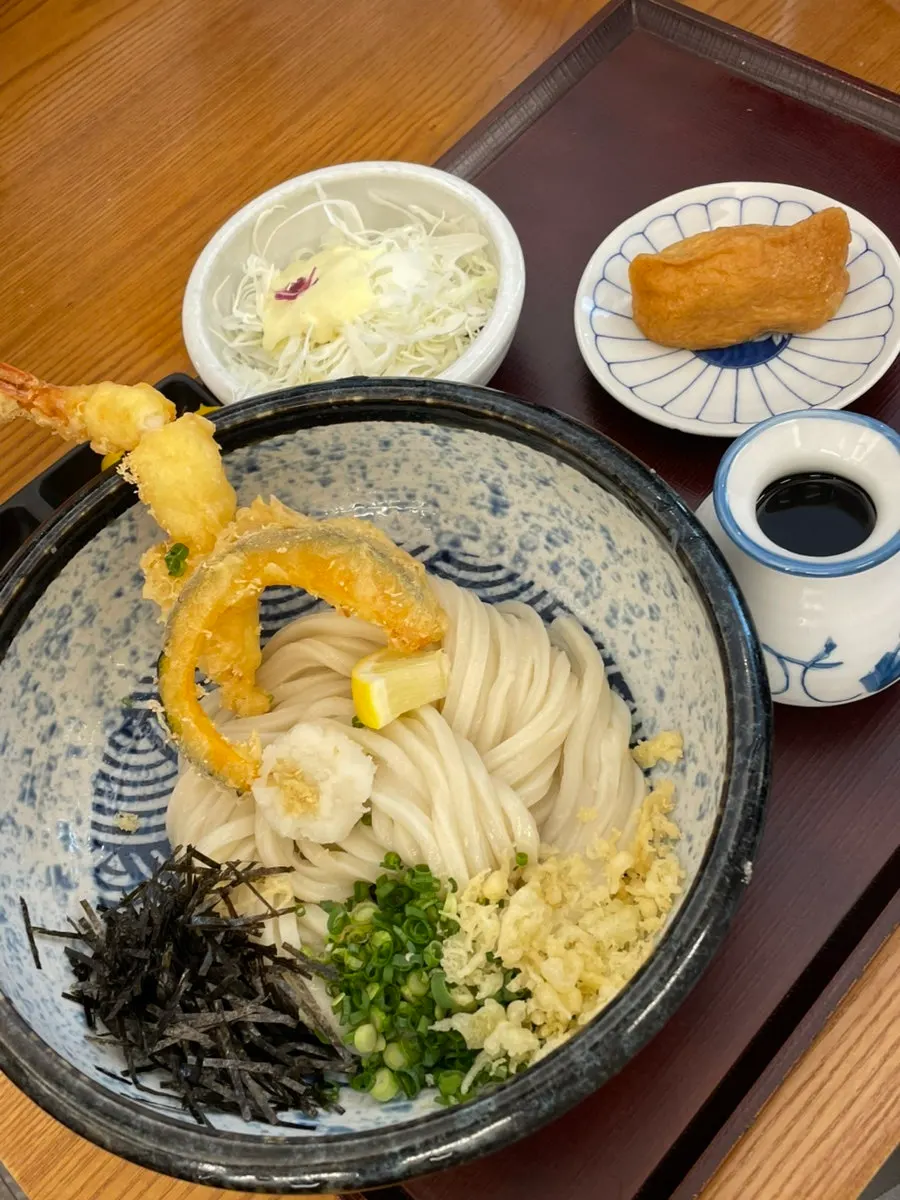 텐붓카케우동과 반반돈카츠 주문 한상