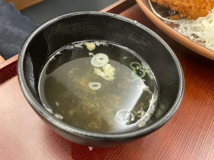 도톰한 돈카츠 단면