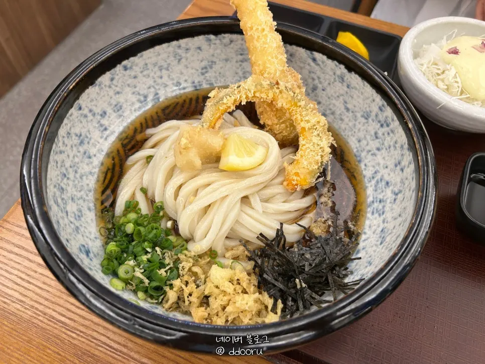 48-hour aged handmade udon noodles
