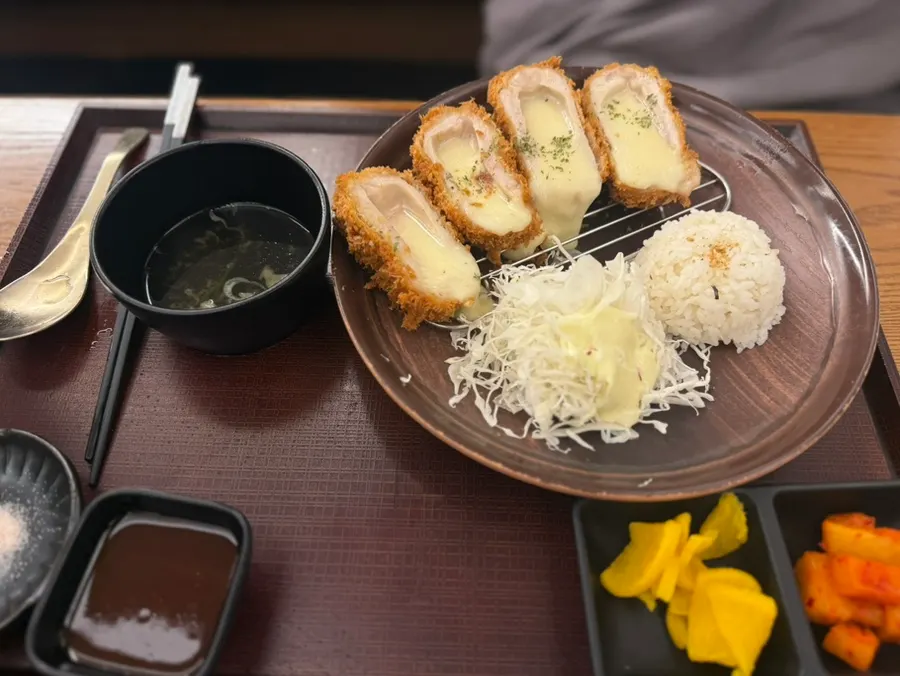 Plate of Kosi Konkuk University Branch's handmade cheese katsu