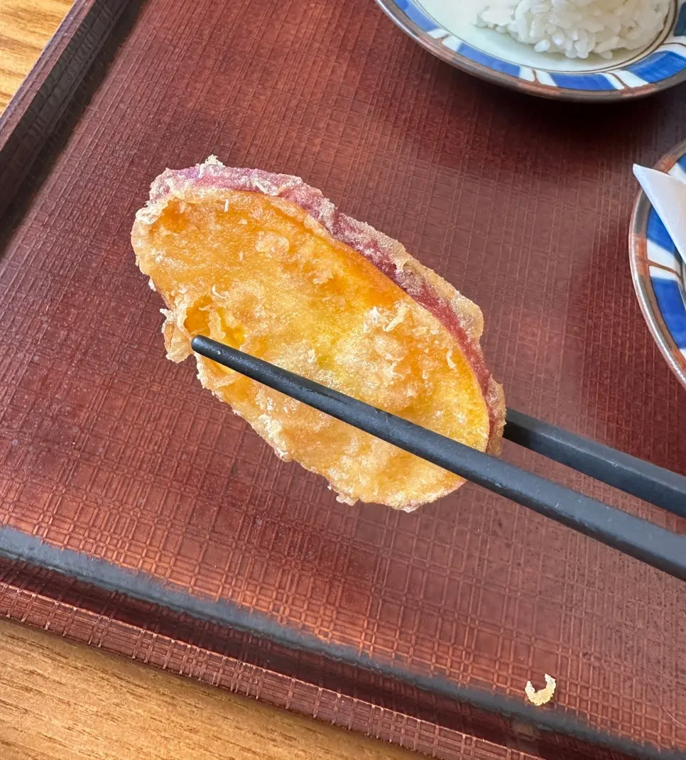 Assorted tempura pieces by type