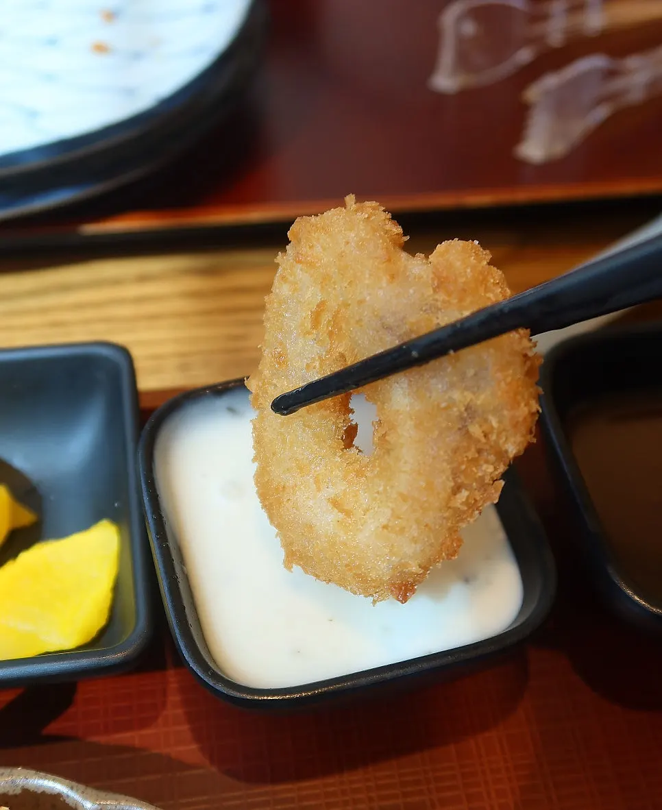 Baby's meal alongside the udon broth