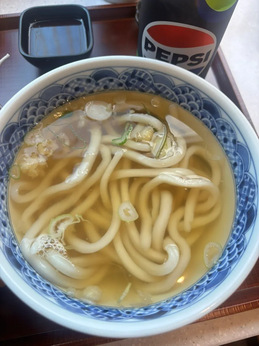 정식에 함께 나온 따뜻한 우동