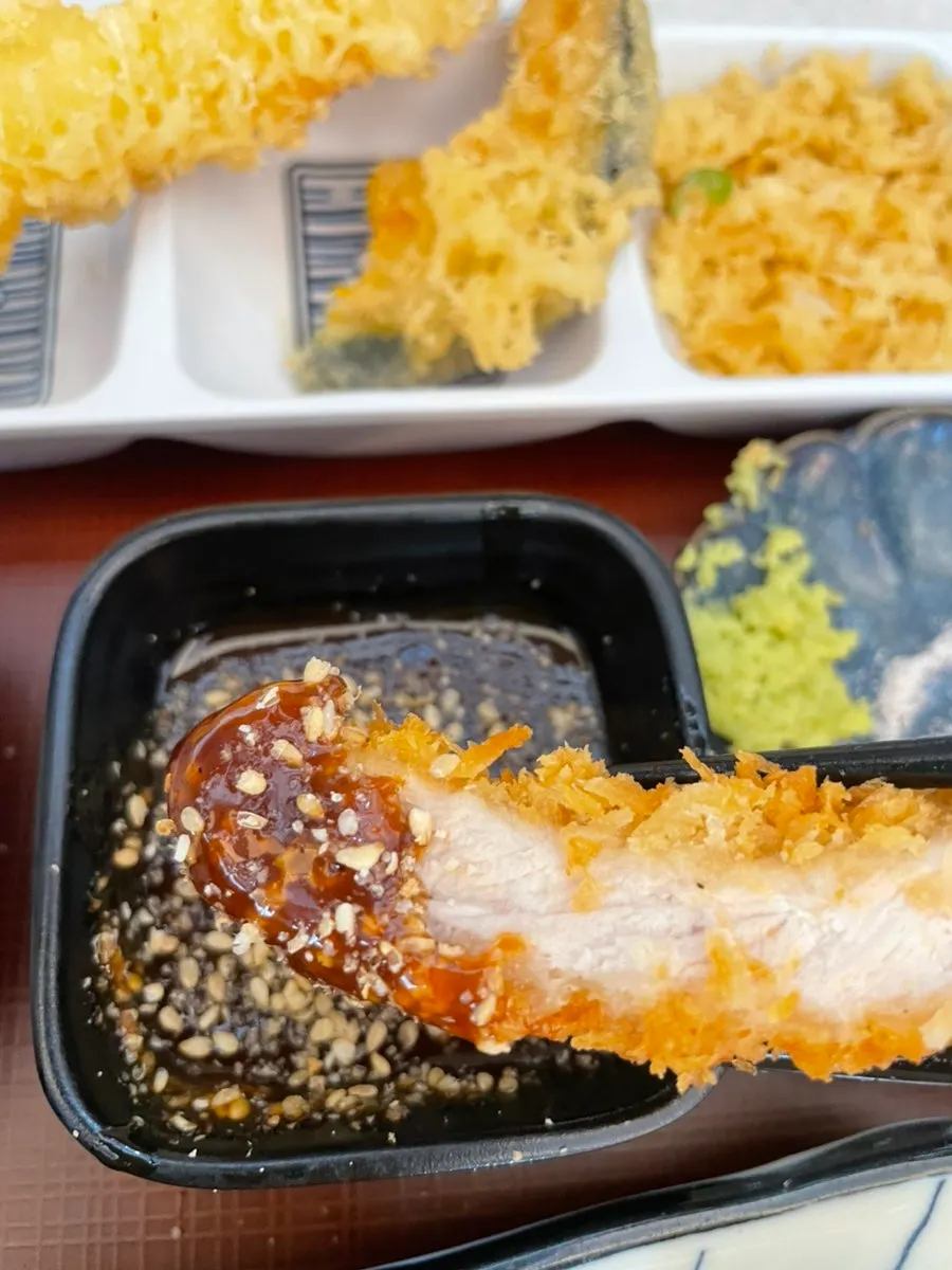 Tonkatsu served with tonkatsu sauce and salt-wasabi