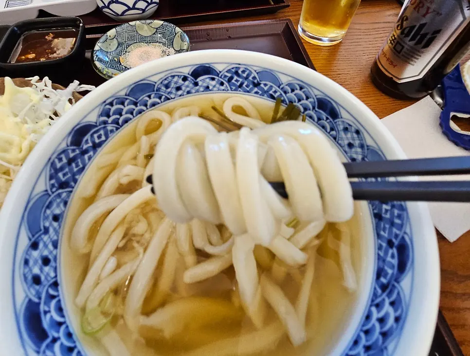 Warm kake udon served as a side with the tonkatsu set