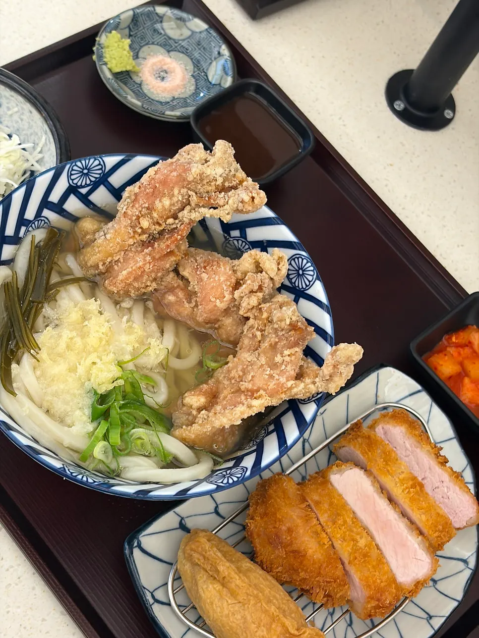 코시 서울대입구점 식사 마무리 테이블