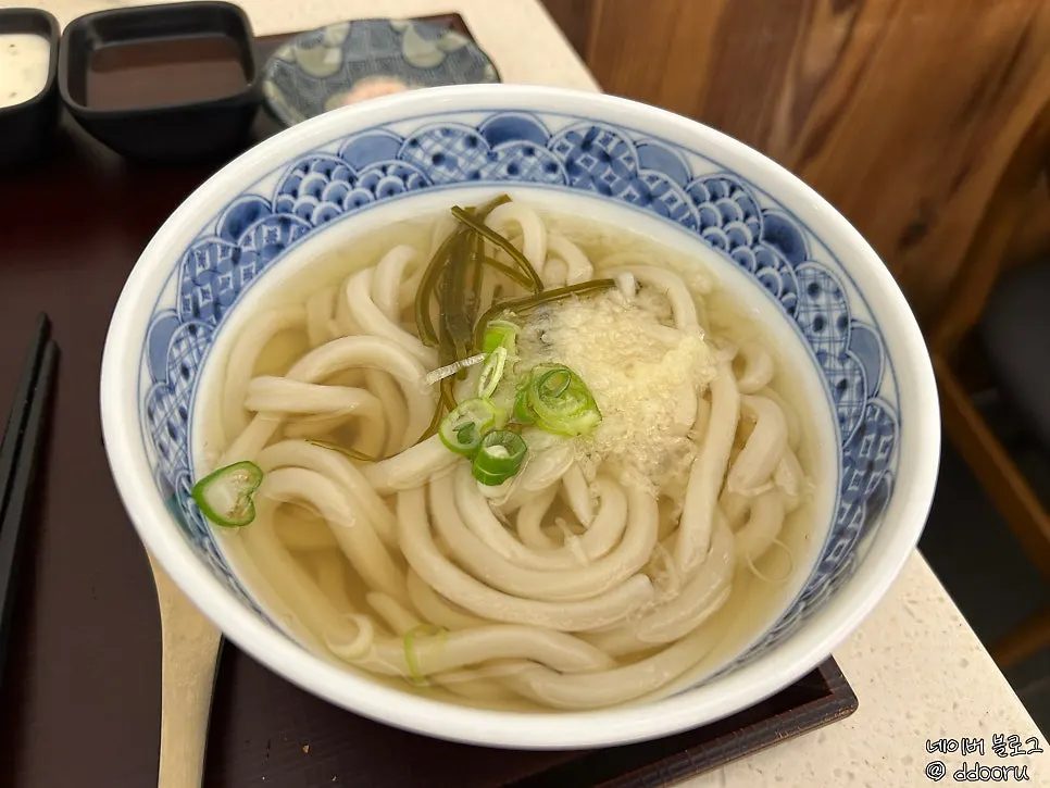 왕새우 모듬카츠 단면