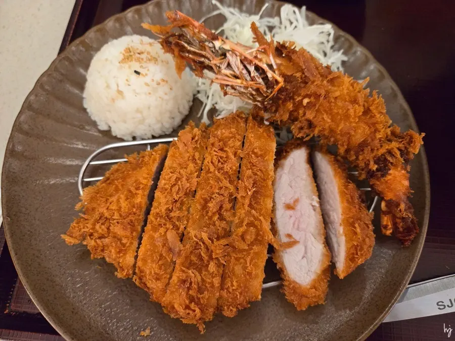 Cross-section of thickly sliced tonkatsu