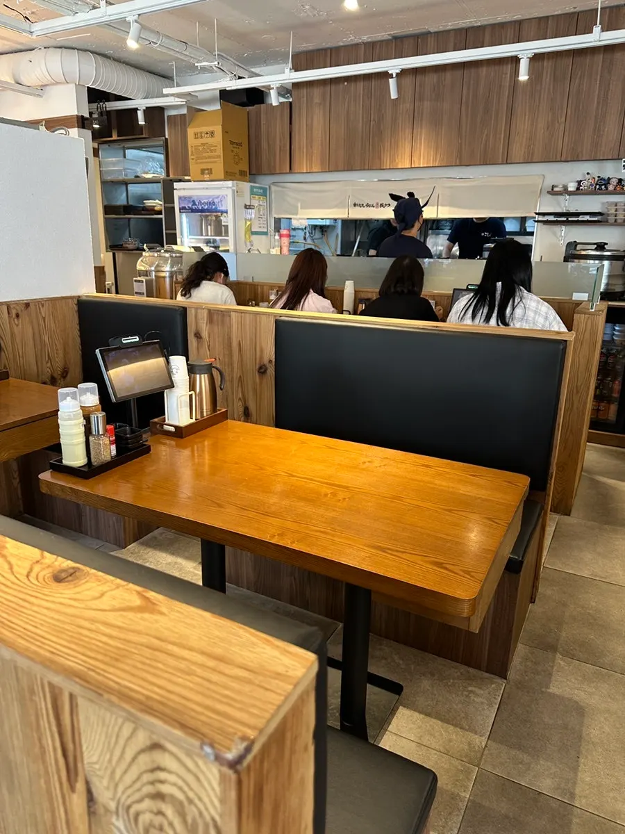 Tonkatsu with side dishes at Kosi Gyodae Branch