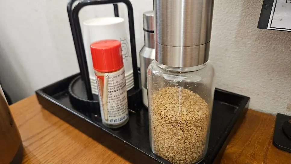 가장 먼저 나온 생맥주 300ml 잔