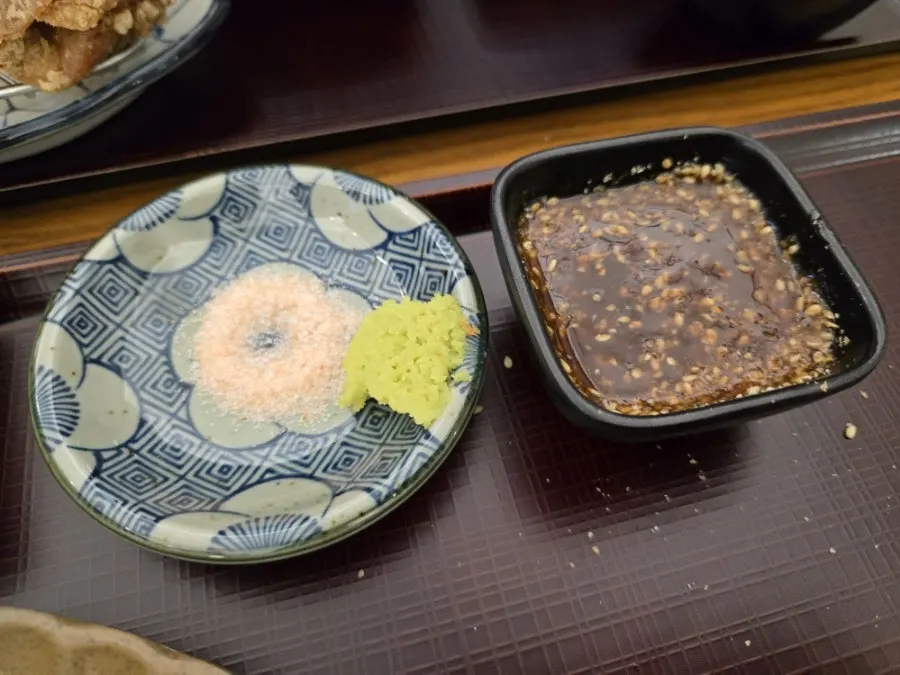 Basic sauce served with pink salt and wasabi