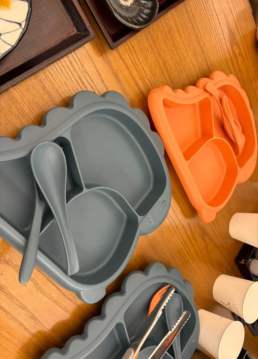 Kids' tableware served with Haribo jelly