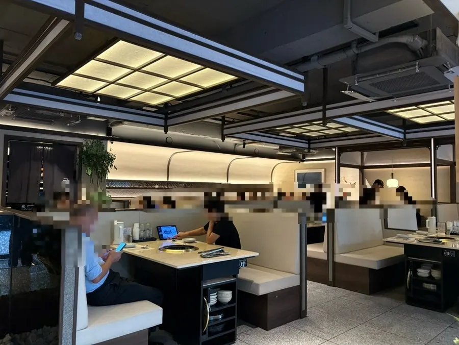 Interior view of a reservation-only 2nd-floor room